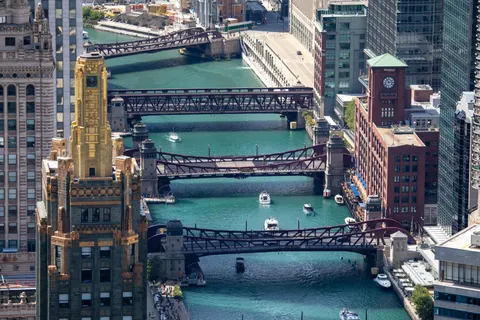 Chicago Skyline 4K Wallpaper · city · 3840×2560
