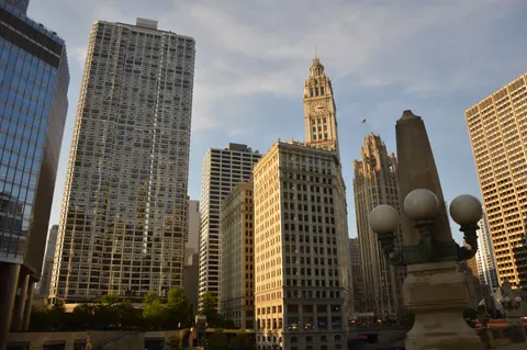 Chicago Skyline 4K Wallpaper · city · 3840×2553