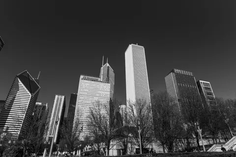 Chicago Skyline 4K Wallpaper · city · 3840×2563