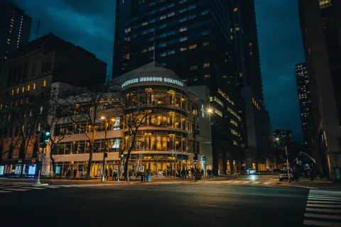 LA at Night 4K Wallpaper · city · 3840×2560
