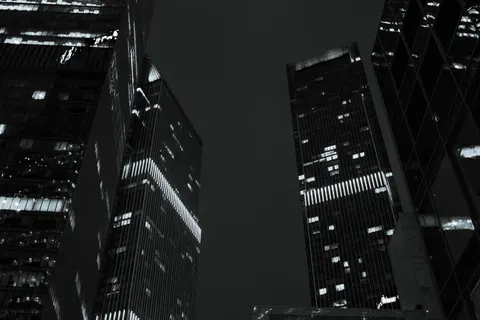 LA at Night 4K Wallpaper · city · 3840×2560