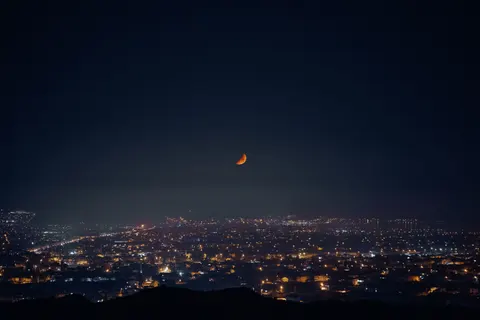 LA at Night 4K Wallpaper · city · 3840×2560