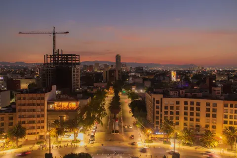 LA at Night 4K Wallpaper · city · 3840×2560