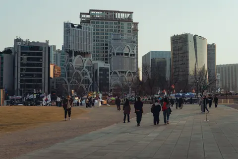Seoul Night 4K Wallpaper · city · 3840×2560