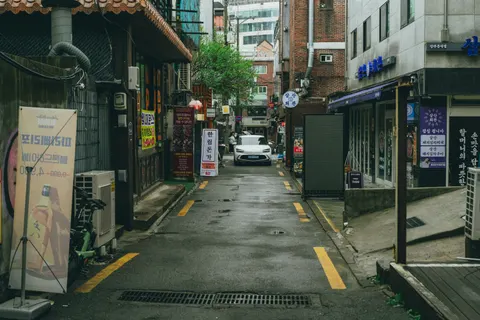 Seoul Night 4K Wallpaper · city · 3840×2560