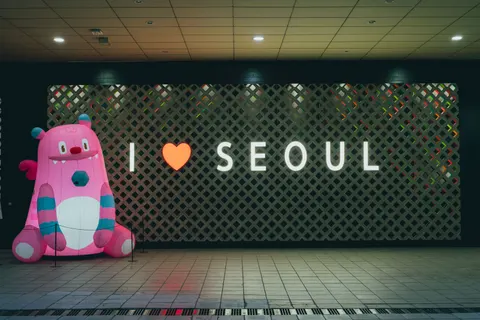 Seoul Night 4K Wallpaper · city · 3840×2560