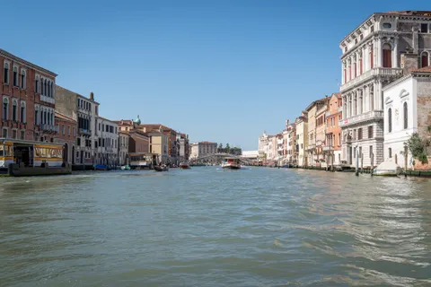 Venice Canal 4K Wallpaper · architecture · 3840×2560