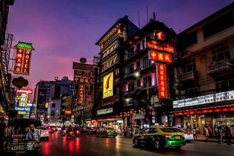 Bangkok Skyline 4K Wallpaper · city · 3840×2560