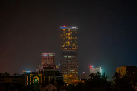 Bangkok Skyline 4K Wallpaper · city · 3840×2560