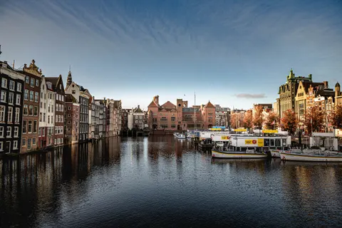 Amsterdam Canals 4K Wallpaper · city · 3840×2563