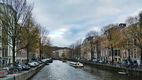 Amsterdam Canals 4K Wallpaper · city · 3840×2151