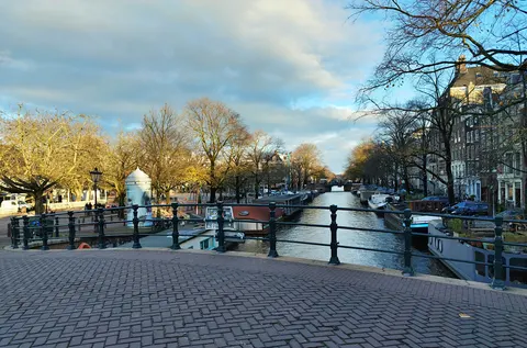 Amsterdam Canals 4K Wallpaper · city · 3840×2534