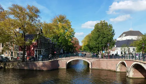 Amsterdam Canals 4K Wallpaper · city · 3840×2222