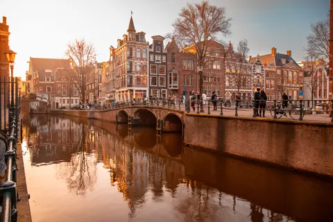 Amsterdam Canals 4K Wallpaper · city · 3840×2560