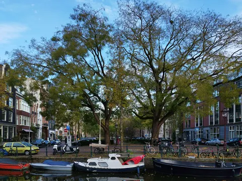 Amsterdam Canals 4K Wallpaper · city · 3840×2880