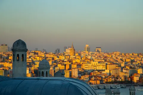 Rooftop View 4K Wallpaper · city · 3840×2560