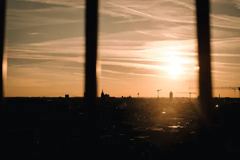 Rooftop View 4K Wallpaper · city · 3840×2560
