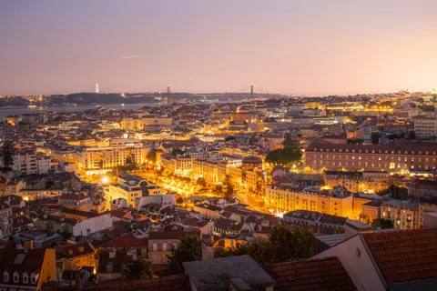 Rooftop View 4K Wallpaper · city · 3840×2560