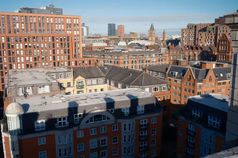Rooftop View 4K Wallpaper · city · 3840×2560