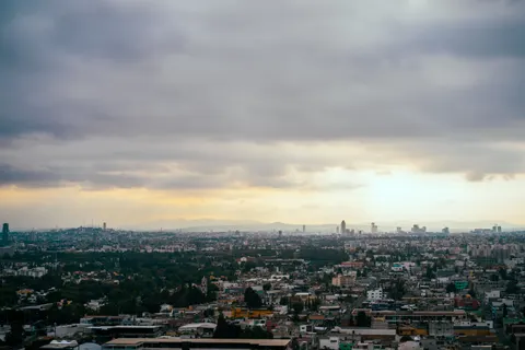 Rooftop View 4K Wallpaper · city · 3840×2560