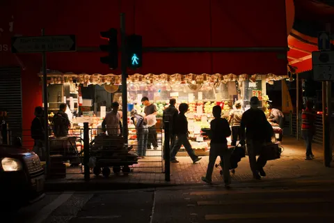 Night Market 4K Wallpaper · city · 3840×2560