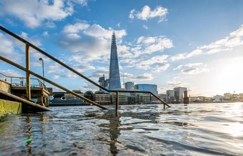 Glass Tower 4K Wallpaper · architecture · 3840×2465