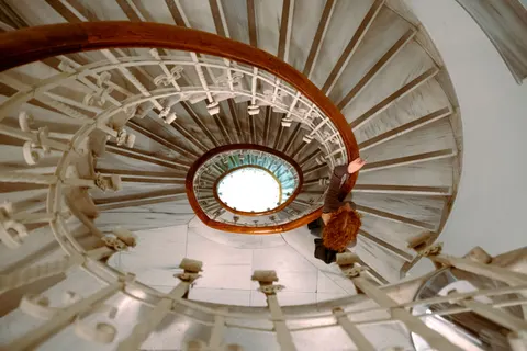 Wendeltreppe 4K Hintergrundbild · architecture · 3840×2560