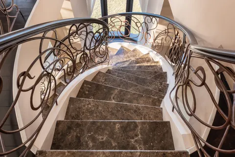 Spiral Staircase 4K Wallpaper · architecture · 3840×2563