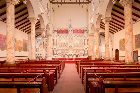 Cathedral 4K Wallpaper · architecture · 3840×2560