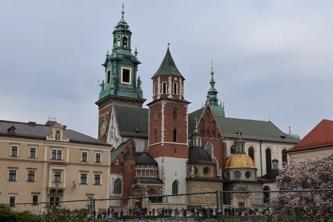 Cathedral 4K Wallpaper · architecture · 3840×2560