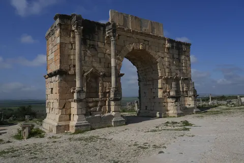 Roman Ruins 4K Wallpaper · architecture · 3840×2560