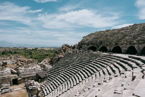 Roman Ruins 4K Wallpaper · architecture · 3840×2560