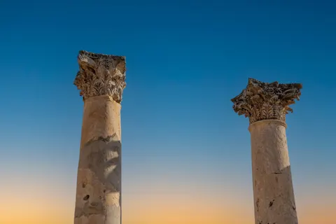 Greek Temple 4K Wallpaper · architecture · 3840×2560