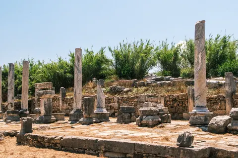 Greek Temple 4K Wallpaper · architecture · 3840×2560