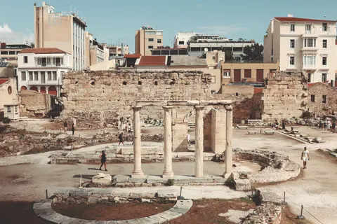 Greek Temple 4K Wallpaper · architecture · 3840×2560