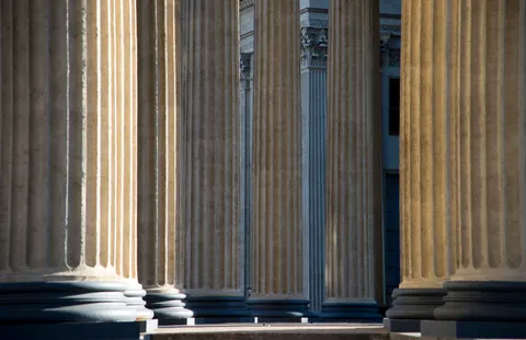 Greek Temple 4K Wallpaper · architecture · 3840×2489
