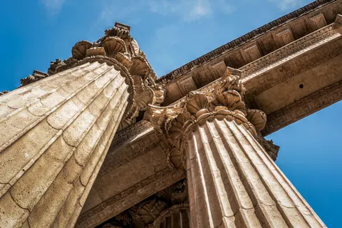 Greek Temple 4K Wallpaper · architecture · 3840×2560