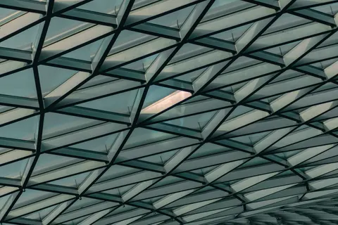 Futuristic Facade 4K Wallpaper · architecture · 3840×2560