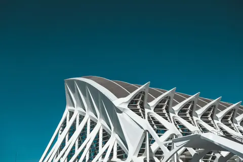 Futuristic Facade 4K Wallpaper · architecture · 3840×2560