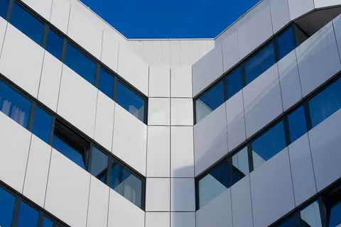 Futuristic Facade 4K Wallpaper · architecture · 3840×2560