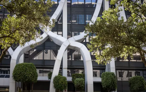 Futuristic Facade 4K Wallpaper · architecture · 3840×2432
