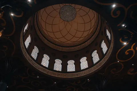 Glass Dome 4K Wallpaper · architecture · 3840×2560