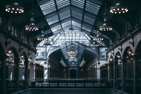 Glass Dome 4K Wallpaper · architecture · 3840×2560