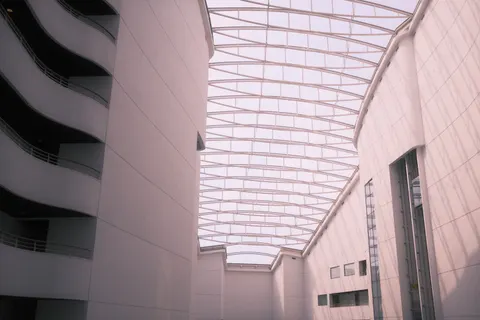 Glass Dome 4K Wallpaper · architecture · 3840×2560
