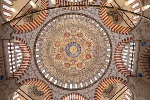 Glass Dome 4K Wallpaper · architecture · 3840×2560