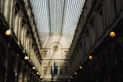 Glass Dome 4K Wallpaper · architecture · 3840×2560