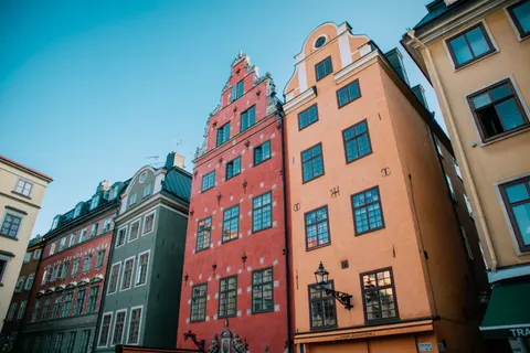 Colorful Houses 4K Wallpaper · architecture · 3840×2560