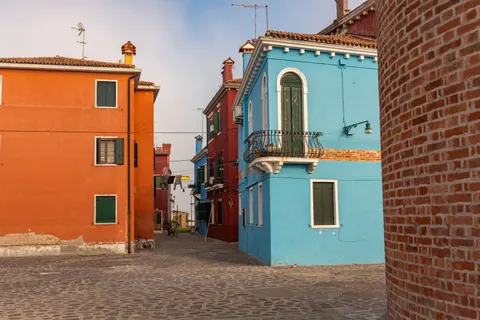 Colorful Houses 4K Wallpaper · architecture · 3840×2561