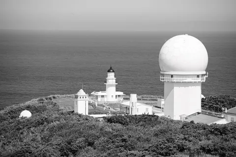 Cliff Lighthouse 4K Wallpaper · architecture · 3840×2563