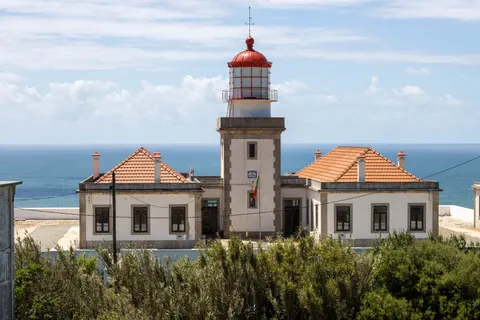 Cliff Lighthouse 4K Wallpaper · architecture · 3840×2560